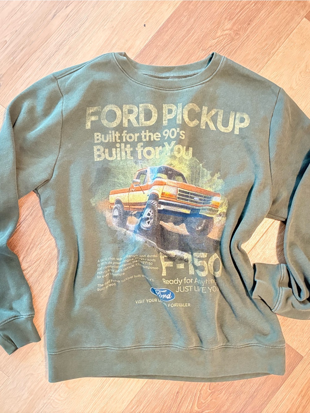 Dark green ford F-150 pick up truck sweatshirt Size M Excellent condition Y2K